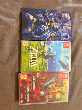 Cover in metallo Zelda 10€ Cover in plastica 4€