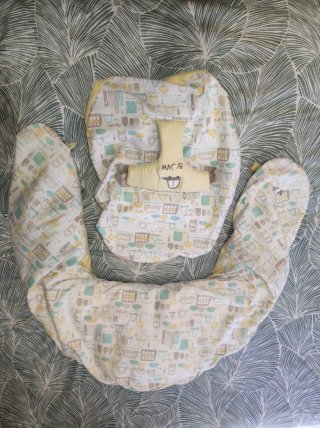 Cojín maternal y de lactancia Jané para bebé