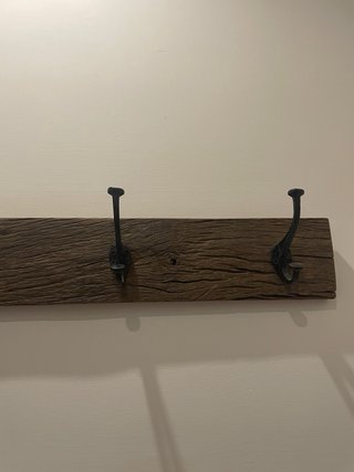 Appendiabiti in legno massello con ganci
