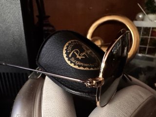 Occhiali da sole Ray-Ban Aviator dorati e neri