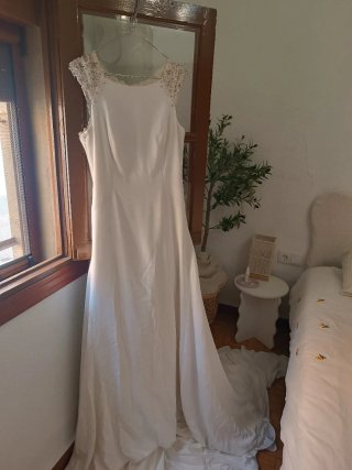 Vestido de Novia Blanco con Pedrería