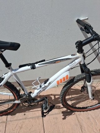 Bicicleta de Montaña MTB Blanca