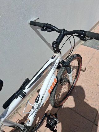 Bicicleta de Montaña MTB Blanca