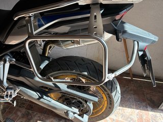 Soporte Maletas Acero VOGE 900DSX. Nuevo (sin uso)