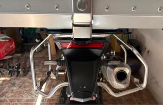 Soporte Maletas Acero VOGE 900DSX. Nuevo (sin uso)
