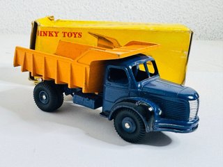 Dinky Toys Berliet Benne Carrières