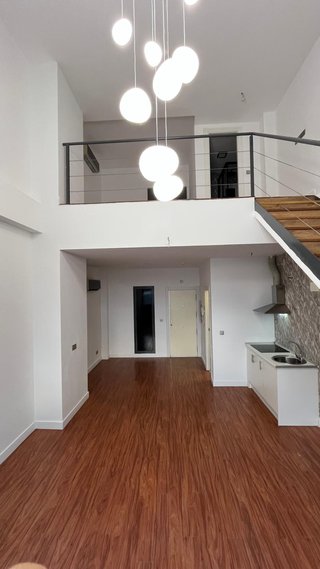 Loft con patio exterior | 2 baños | reformado