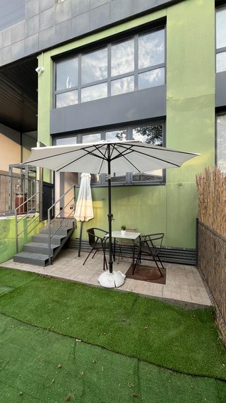Loft con patio exterior | 2 baños | reformado
