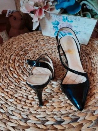 Scarpe Slingback Nere Vernice
