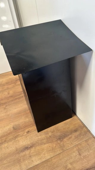 Capucha de chimenea metálica negra