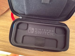Custodia Nintendo Switch OLED Grigia e Rossa