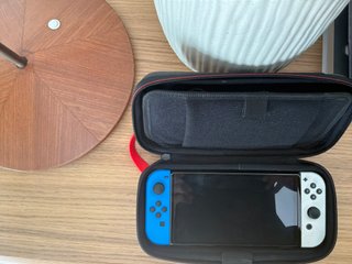 Custodia Nintendo Switch OLED Grigia e Rossa