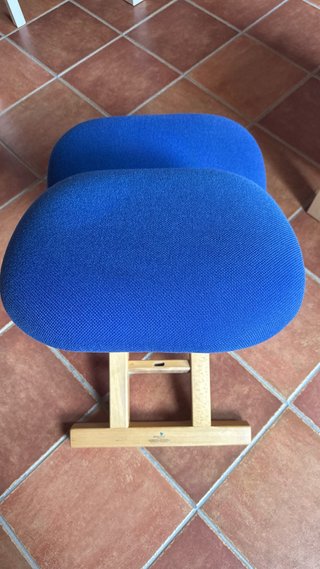 Silla ergonómica madera plegable azul