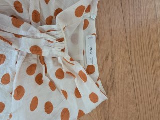 Falda midi lunares