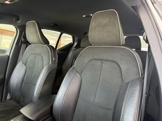 Volvo XC40 R-DESIGN 1.5 TSI 163 CV