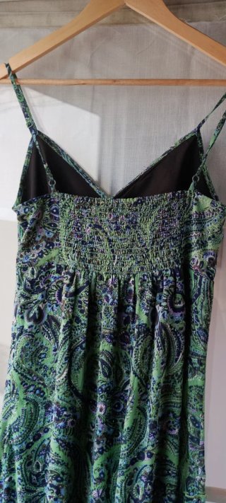 Vestido tirantes estampado paisley