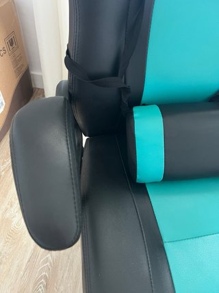 Silla Gaming Nacon Negra y Turquesa
