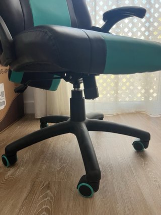 Silla Gaming Nacon Negra y Turquesa
