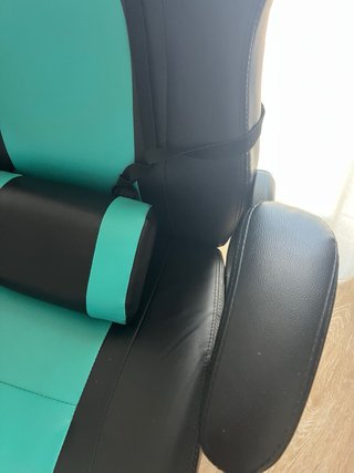 Silla Gaming Nacon Negra y Turquesa