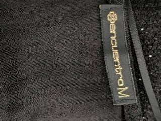 Vestido negro brillante