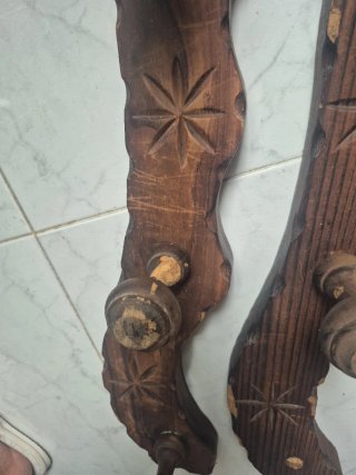 2 Percheros Rústicos de Madera