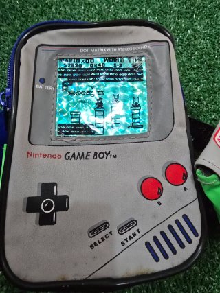 Funda Nintendo Game Boy con bolsillos