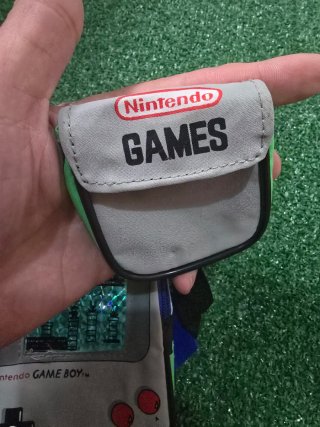 Funda Nintendo Game Boy con bolsillos