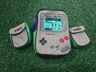 Funda Nintendo Game Boy con bolsillos