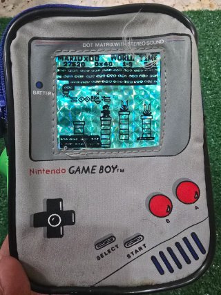 Funda Nintendo Game Boy con bolsillos