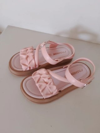 Sandalias rosas talla 30