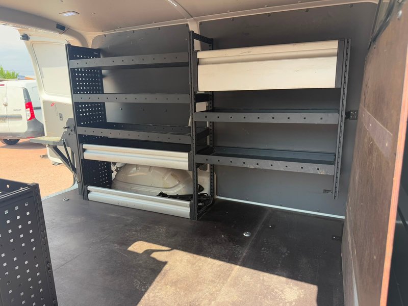 Volkswagen Transporter 2021, foto 2