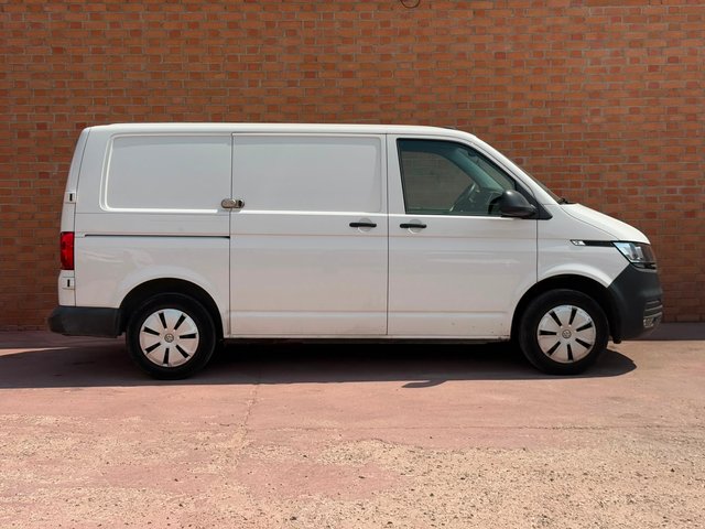 Volkswagen Transporter FURGÓN TALLER
