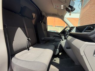 Volkswagen Transporter FURGÓN TALLER