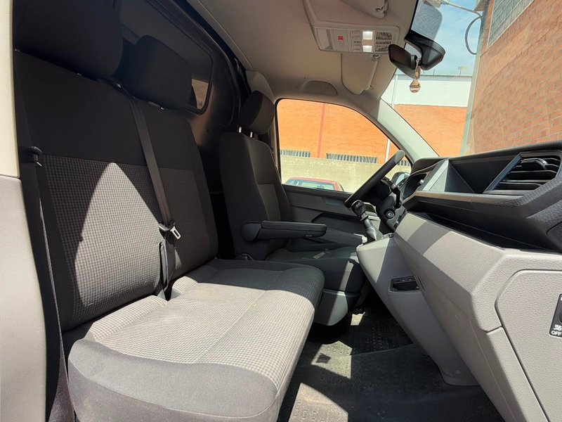 Volkswagen Transporter 2021, foto 14