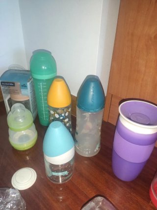 Regalo Lote Biberones y Accesorios Bebé