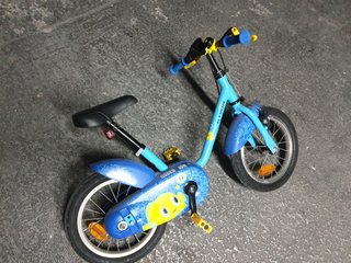 Bicicleta infantil azul B'TWIN