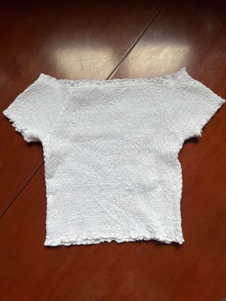 Camiseta blanca manga corta fruncida