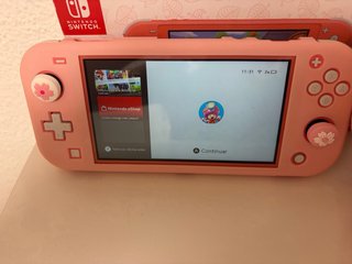 Nintendo Switch Lite + Super Mario Party jamboree