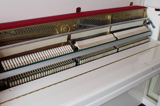 Piano Vertical Yamaha B2 PWH Blanco Pulido