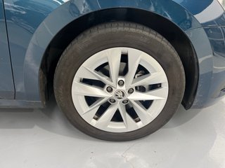 Škoda Octavia 2023 2.0 TDI 150CV COMO NUEVO