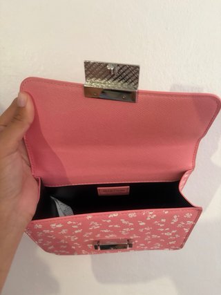 Bolso de hombro floral rosa
