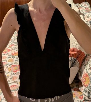 Top Zara Negro Volantes Escote Pico