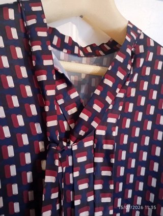 Blusa Satinada Elegante