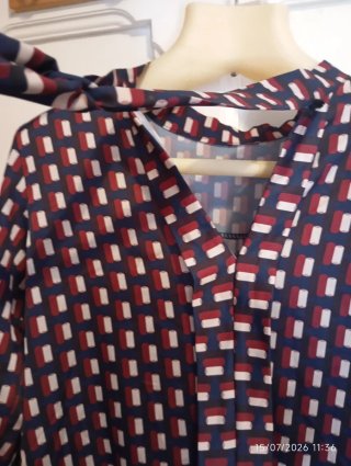 Blusa Satinada Elegante