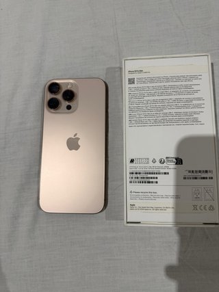 iPhone 16 Pro Max Dorado