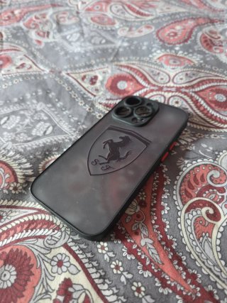 Funda iPhone 14 PRO Ferrari Negra