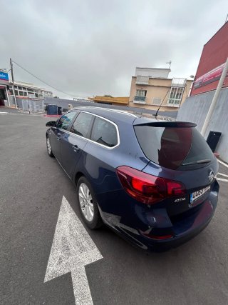 Opel Astra 2012