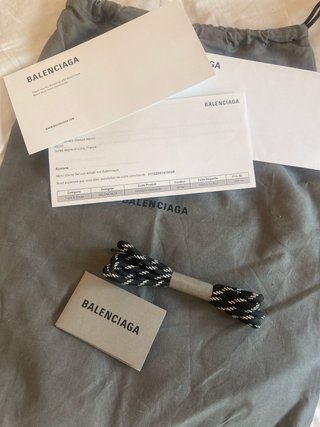 Zapatillas Balenciaga Triple S Talla 39 Beige