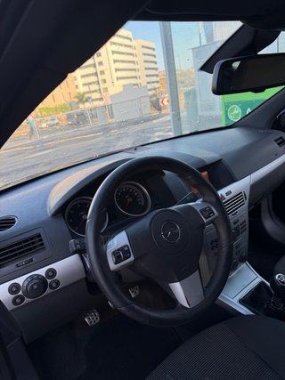 Opel Astra 2009