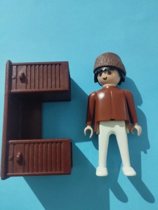 Playmobil Escritorio Marrón y Figura